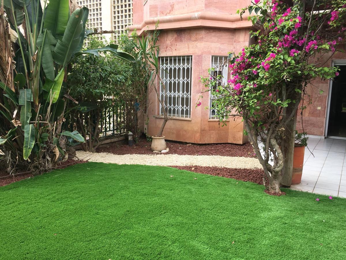 Pool & Garden Aparthotel Rehovot Bagian luar foto